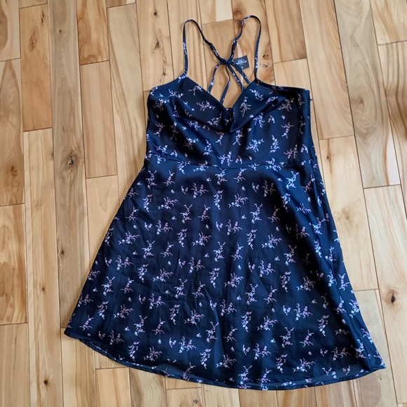 Abercrombie and Fitch Slip dress (NWT) - Picture 6 of 9